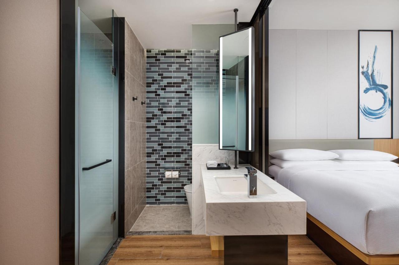 Fairfield By Marriott Hongqiao Necc