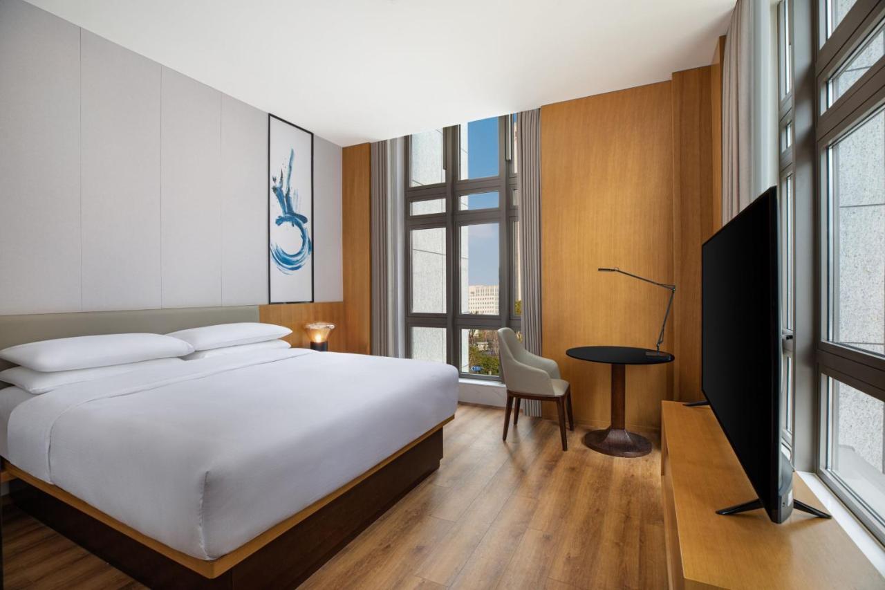 Fairfield By Marriott Hongqiao Necc Hotel