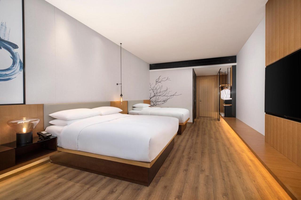 Fairfield By Marriott Hongqiao Necc 5*